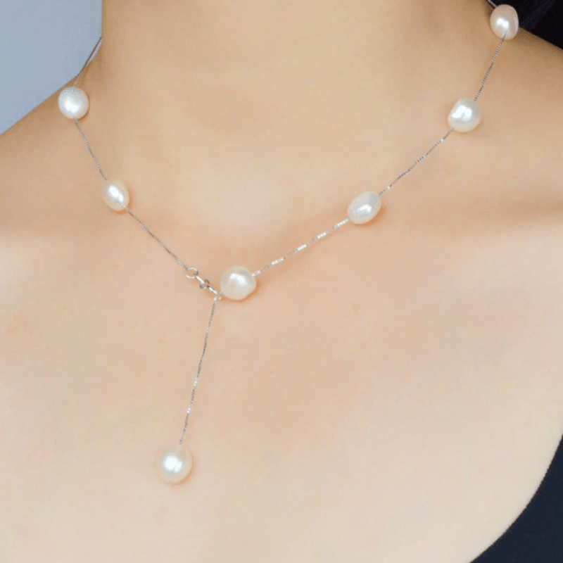Necklaces Womens Classic Stunning Pearl Necklace