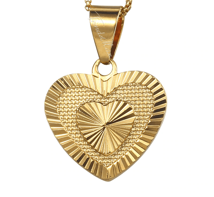 Necklaces Womens Gold Heart Pendant Necklace 45cm / Gold